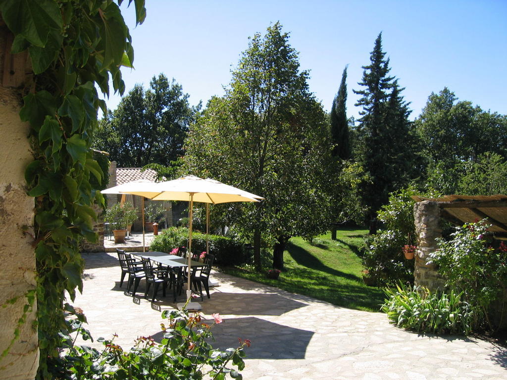 La Pacha Bed and Breakfast Saint-Montan Exteriör bild